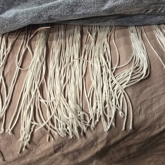 Tassel jean jacket - Picture 5 of 5